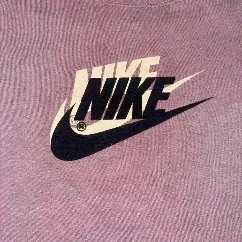 Nike Crop Top